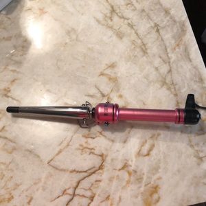 Hot tools curling iron